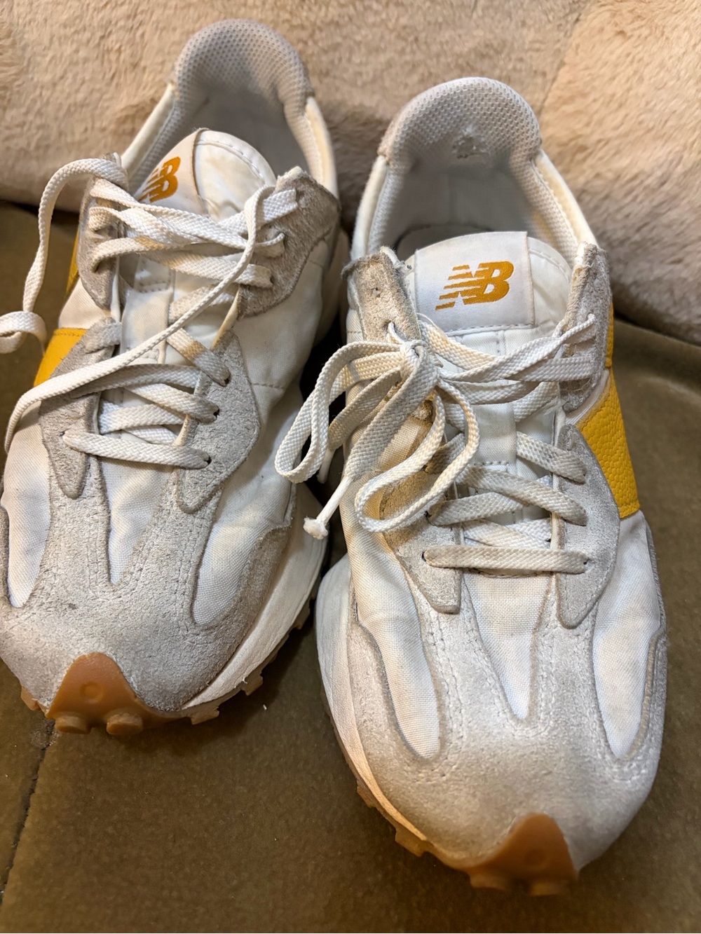 New Balance White and Yellow Men’s Retro Runner Sneakers